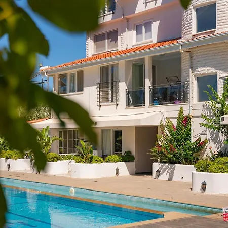 Appartement Stunning In With Seaview And Pool Ölüdeniz