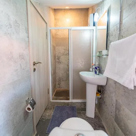 Appartement Stunning In With Seaview And Pool